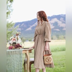 Dainty Jewells Floral Midi Dress